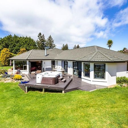 Acacia Heights Gardens Villa Taupo Bagian luar foto