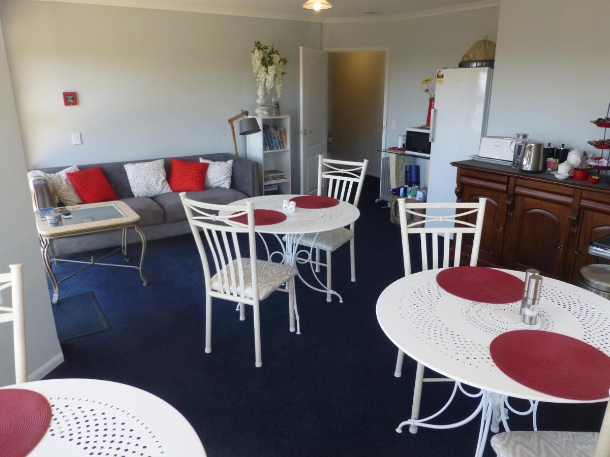 Acacia Heights Gardens Villa Taupo Bagian luar foto