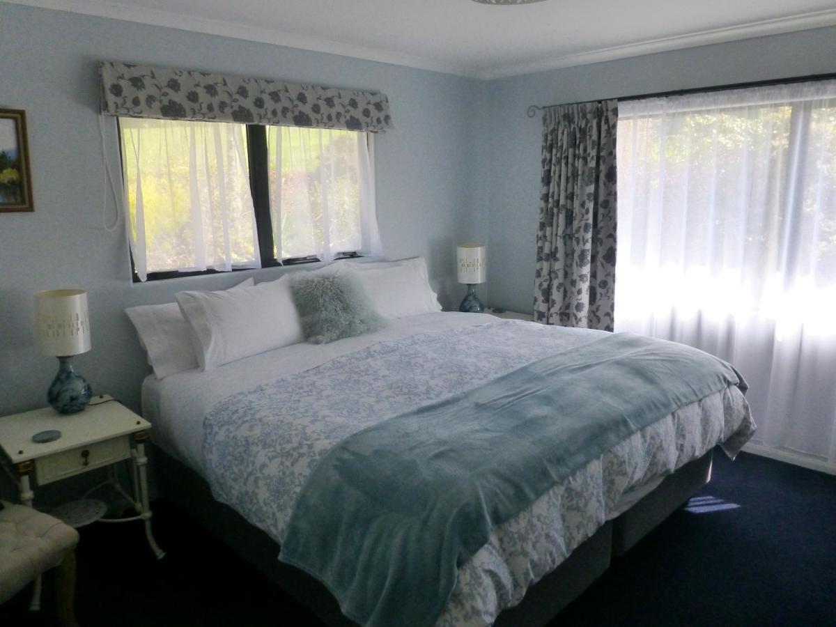 Acacia Heights Gardens Villa Taupo Bagian luar foto